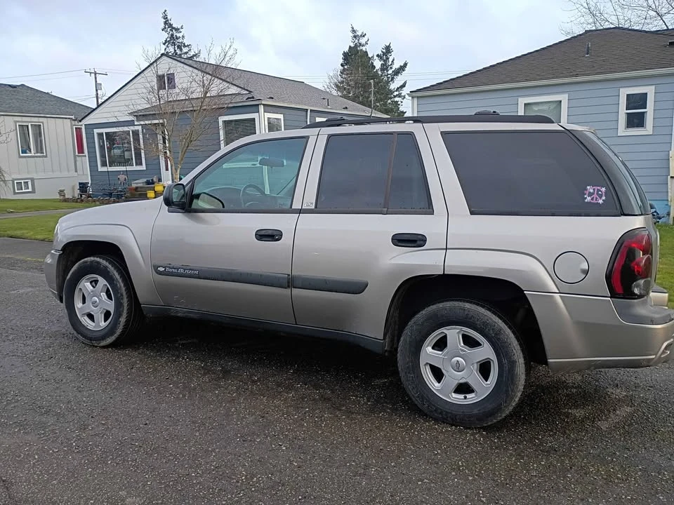 2003 Chevrolet Trailblazer - Image 4 of 13