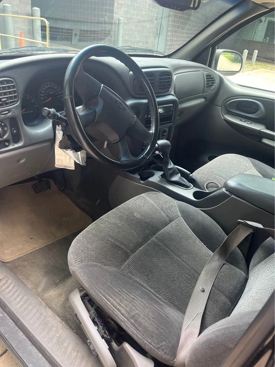 2003 Chevrolet Trailblazer - Image 5 of 8