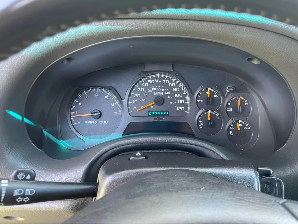 2003 Chevrolet Trailblazer - Image 16 of 18