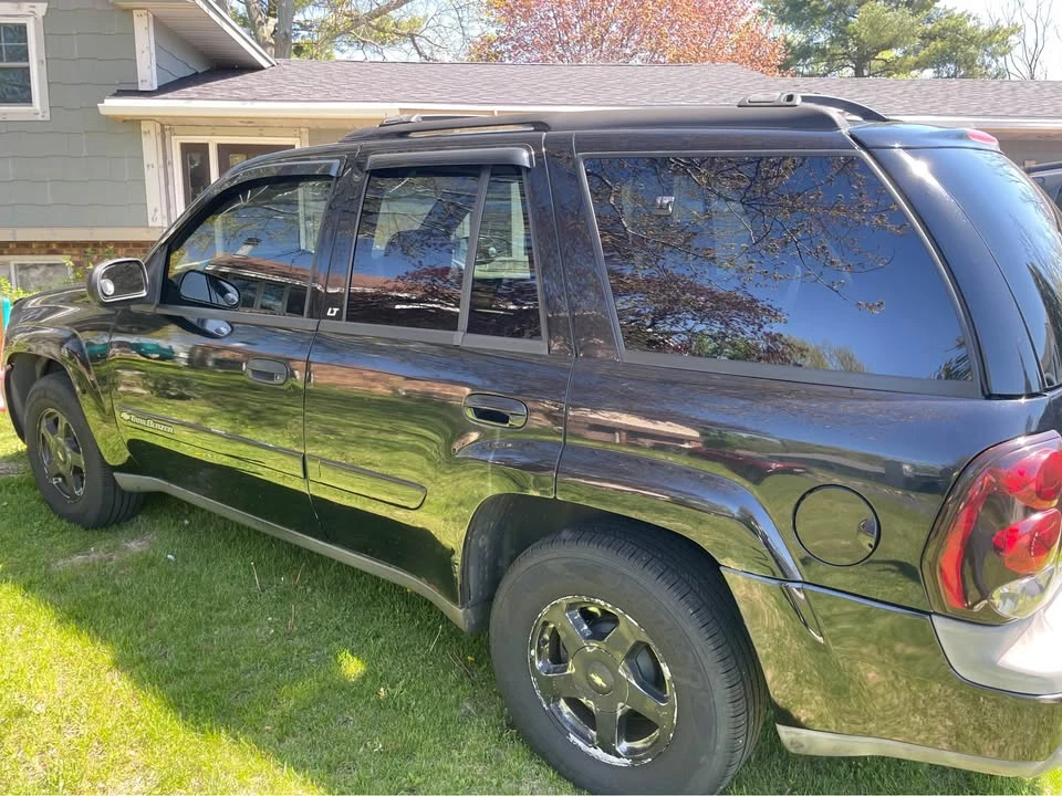 2003 Chevrolet Trailblazer - Image 2 of 18