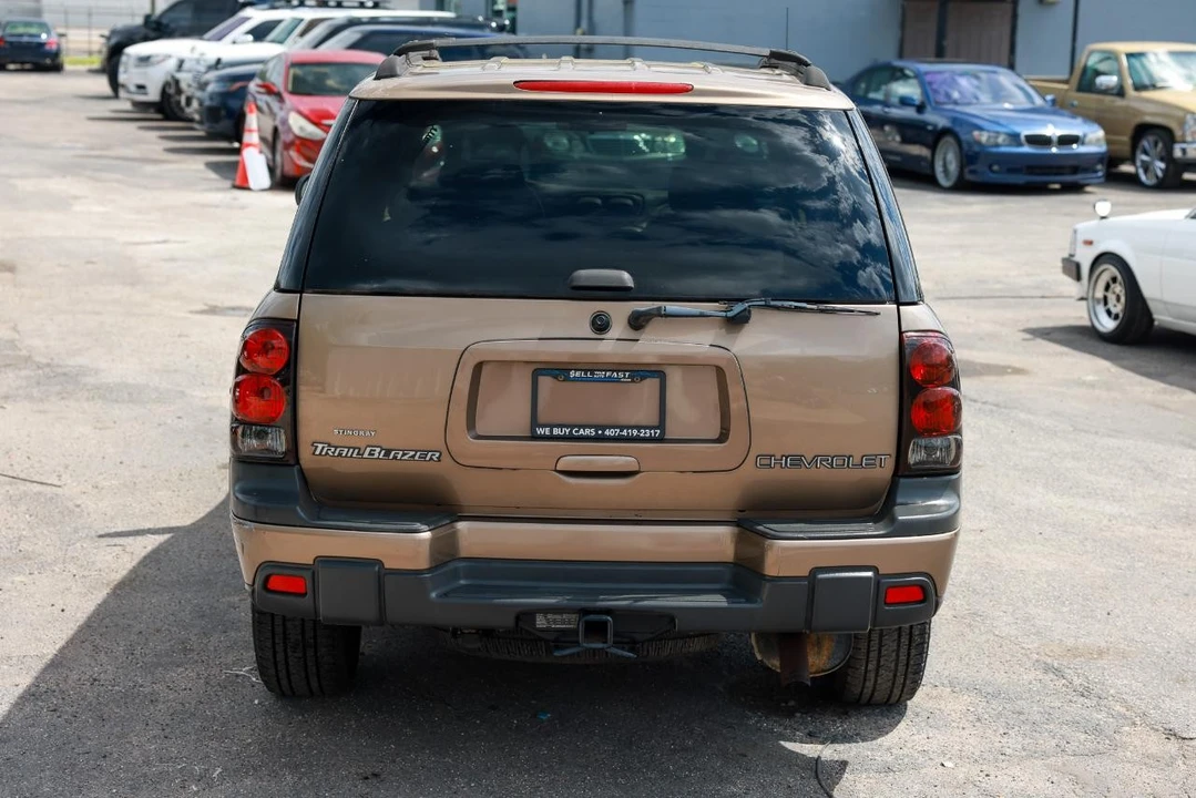 2003 Chevrolet Trailblazer - Image 9 of 21