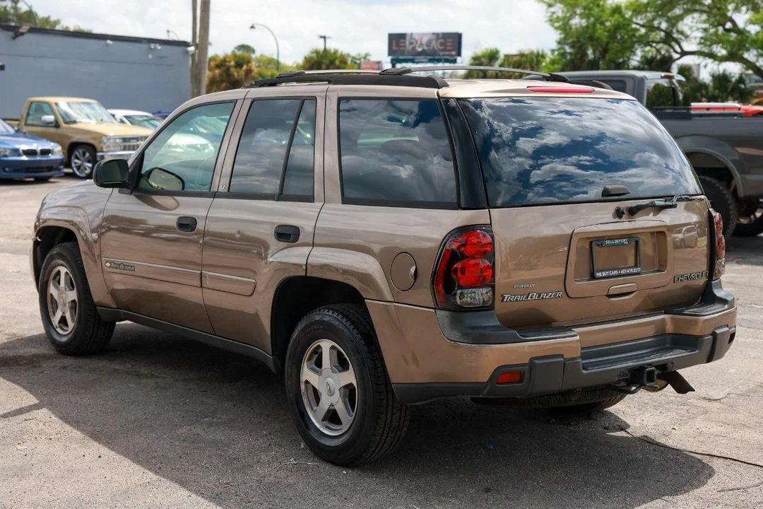 2003 Chevrolet Trailblazer - Image 5 of 21
