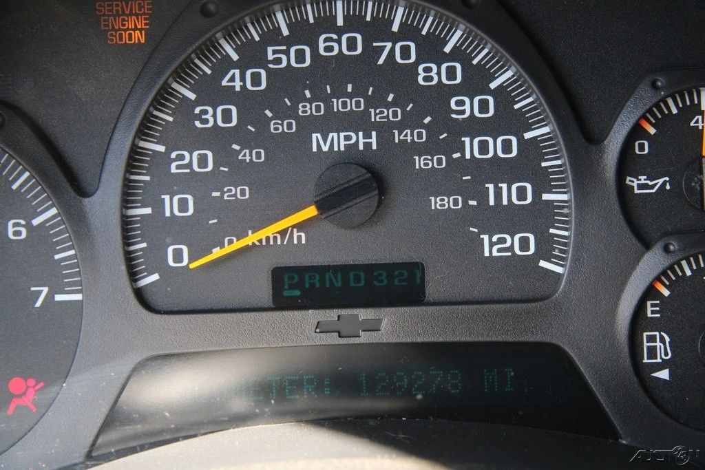 2003 Chevrolet Trailblazer - Image 18 of 21