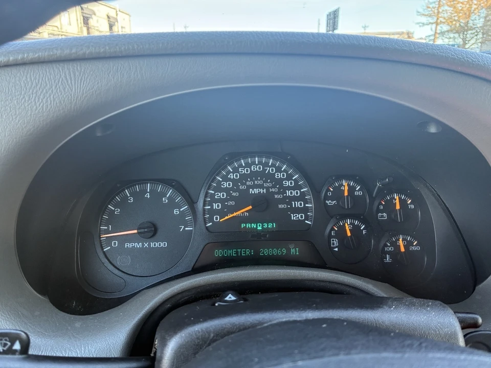 2003 Chevrolet Trailblazer - Image 11 of 11