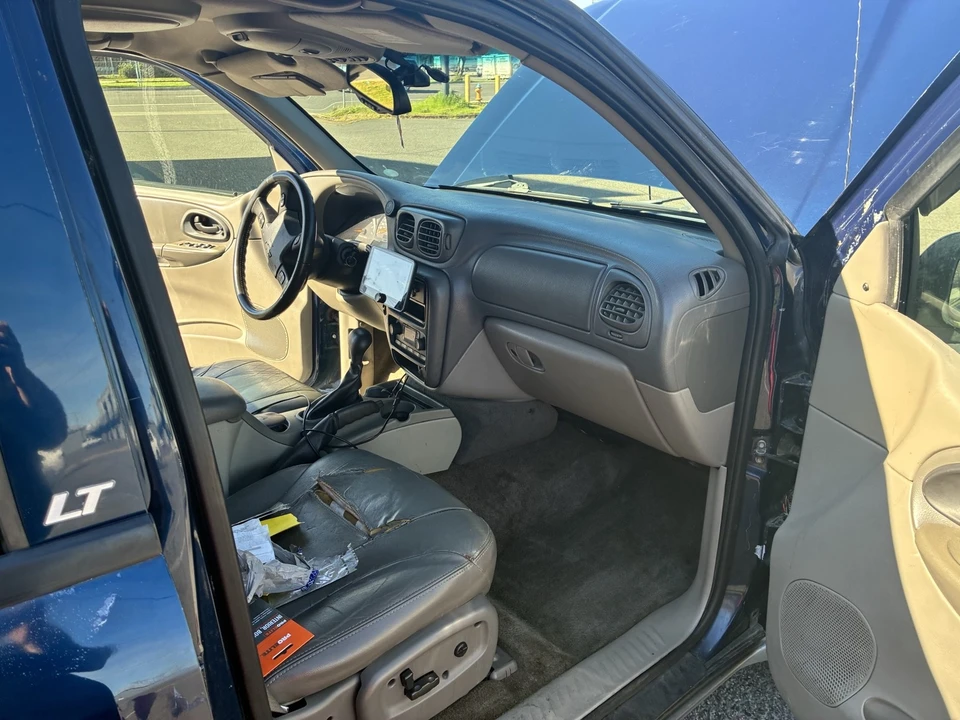 2003 Chevrolet Trailblazer - Image 7 of 11