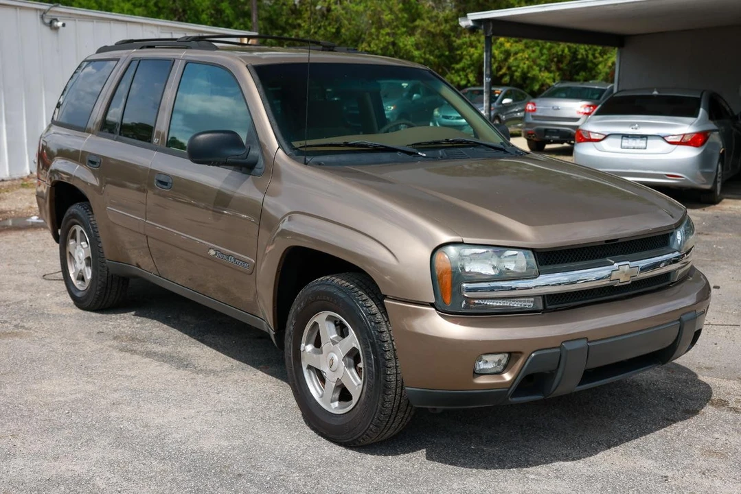 2003 Chevrolet Trailblazer - Image 15 of 21