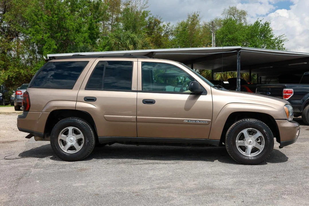 2003 Chevrolet Trailblazer - Image 13 of 21