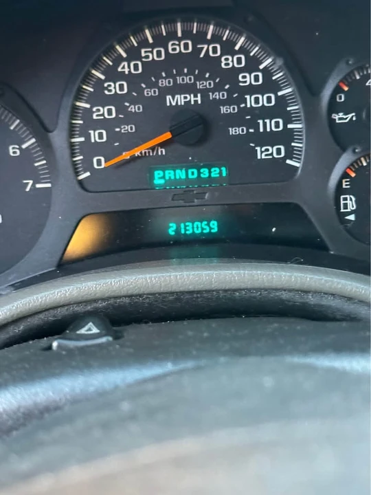 2003 Chevrolet Trailblazer - Image 3 of 6