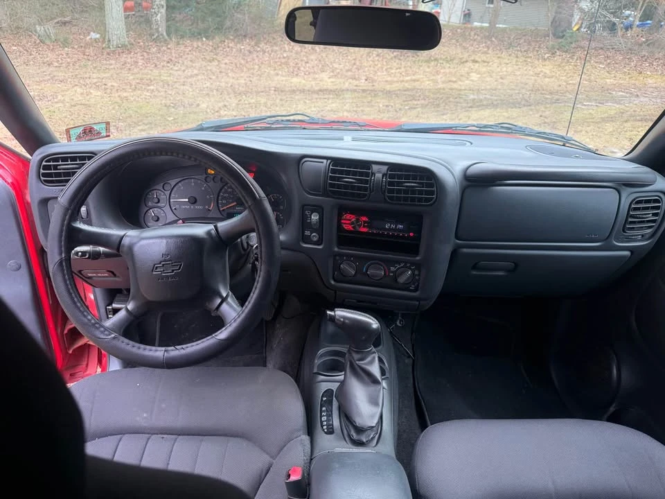 2003 Chevrolet S-10 Blazer 2nd Gen - Image 17 of 20