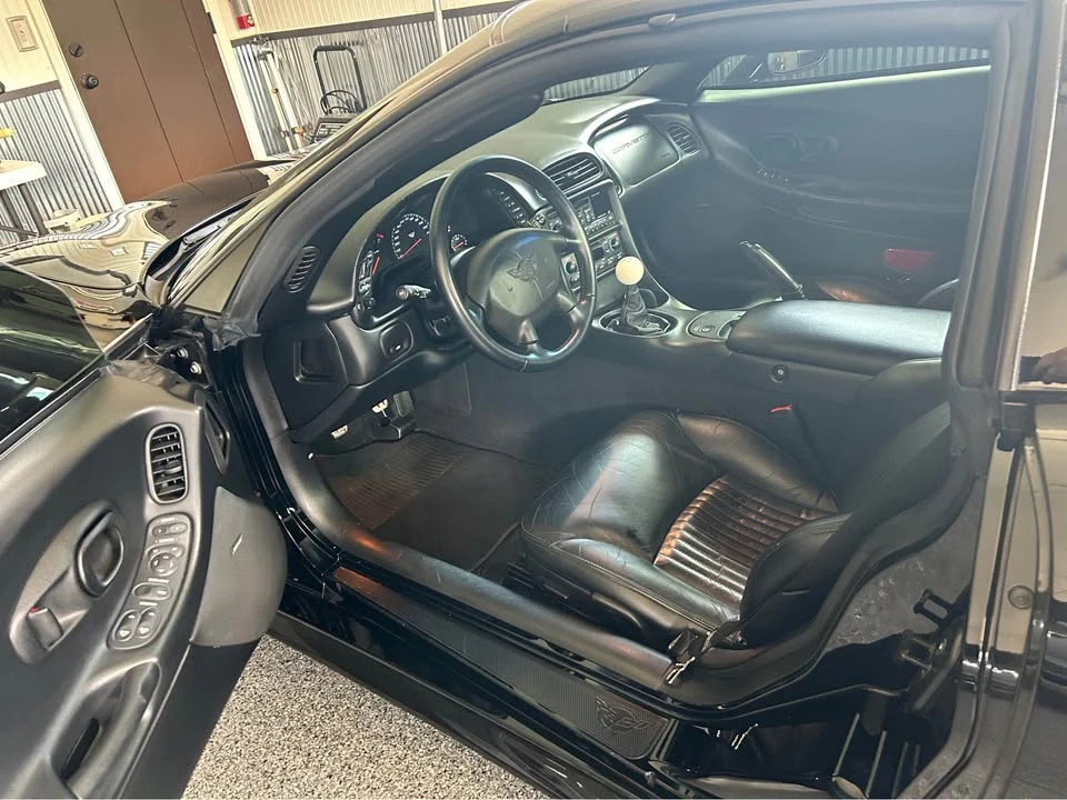 2003 Chevrolet Corvette C5 Z06 - Image 11 of 18