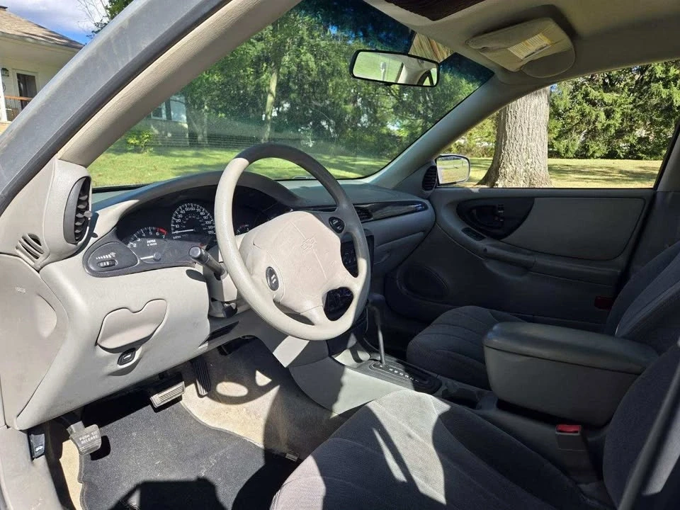 2003 Chevrolet Malibu - Image 5 of 5