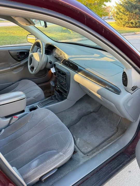 2003 Chevrolet Malibu - Image 8 of 14