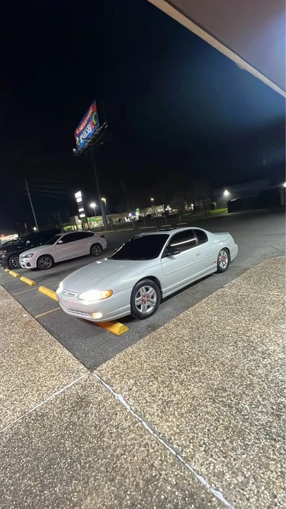 2003 Chevrolet Monte Carlo 6th Gen - Image 3 of 4