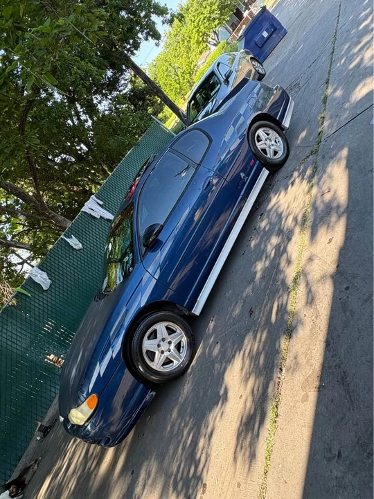 2003 Chevrolet Monte Carlo 6th Gen - Image 9 of 10