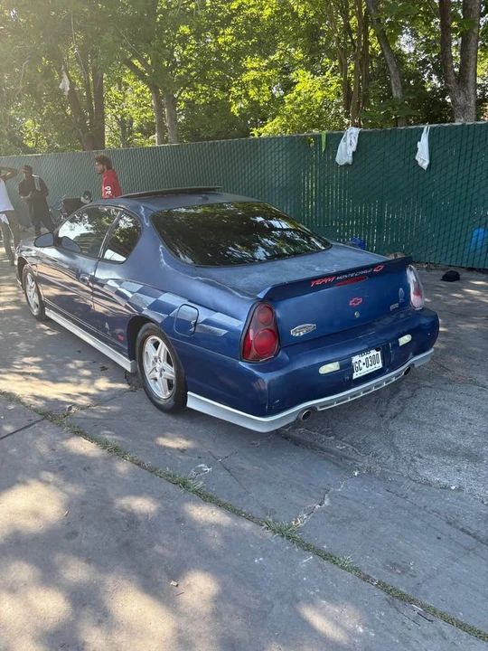 2003 Chevrolet Monte Carlo 6th Gen - Image 2 of 10