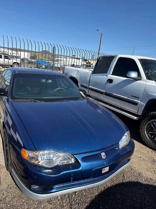 2003 Chevrolet Monte Carlo 6th Gen - Image 2 of 10
