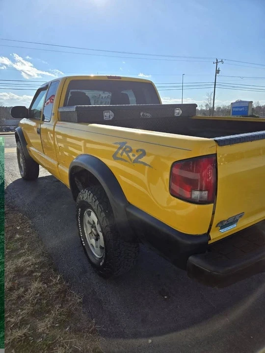 2003 Chevrolet S-10 Blazer 2nd Gen - Image 6 of 16