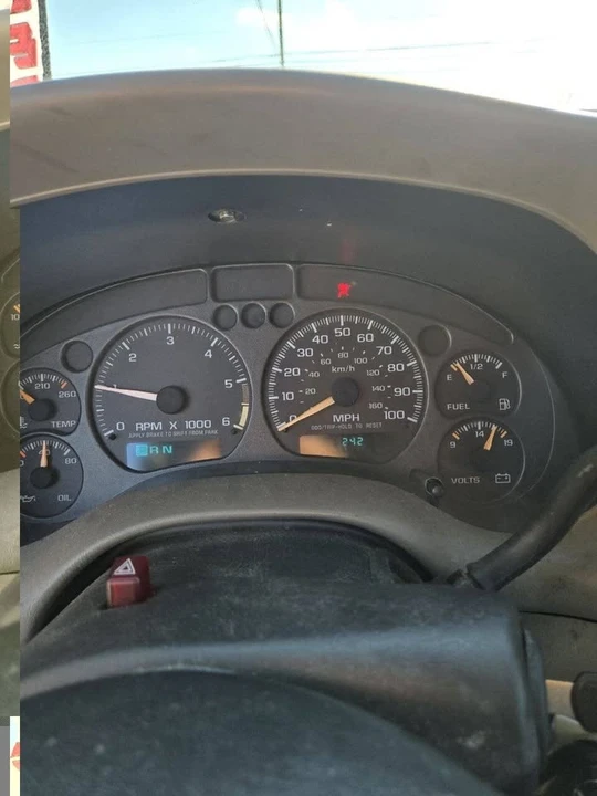 2003 Chevrolet S-10 Blazer 2nd Gen - Image 14 of 16