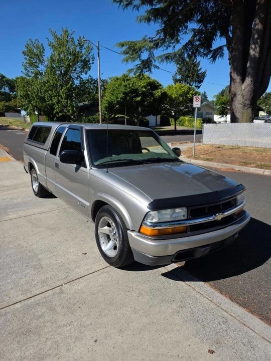 2003 Chevrolet S-10 - Image 3 of 12