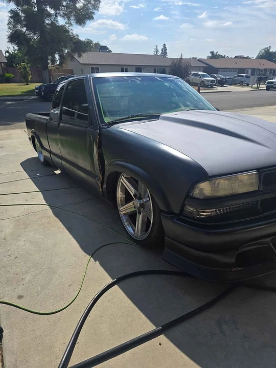 2003 Chevrolet S-10 - Image 10 of 10