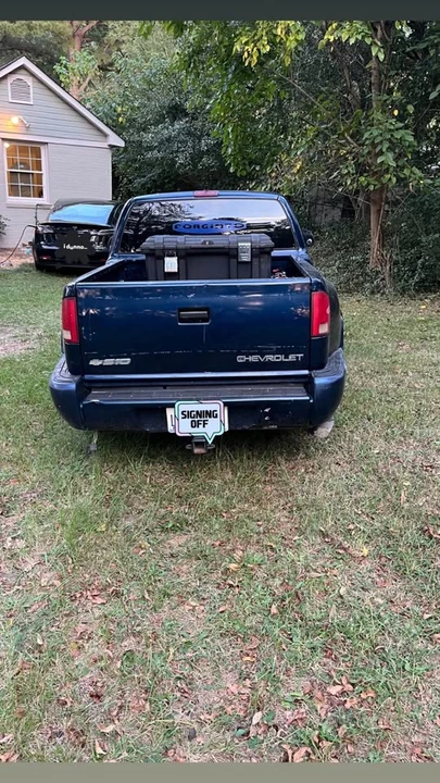 2003 Chevrolet S-10 - Image 3 of 3