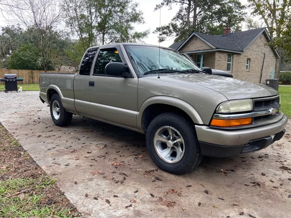 2003 Chevrolet S-10 Blazer 2nd Gen - Image 2 of 2