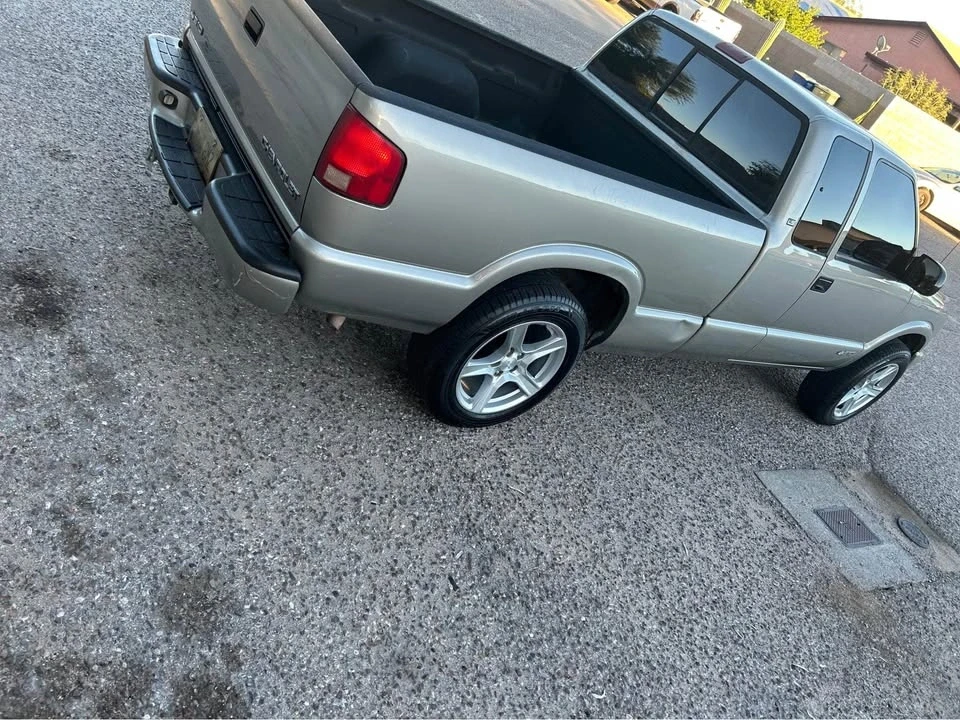 2003 Chevrolet S-10 Blazer 2nd Gen - Image 4 of 7