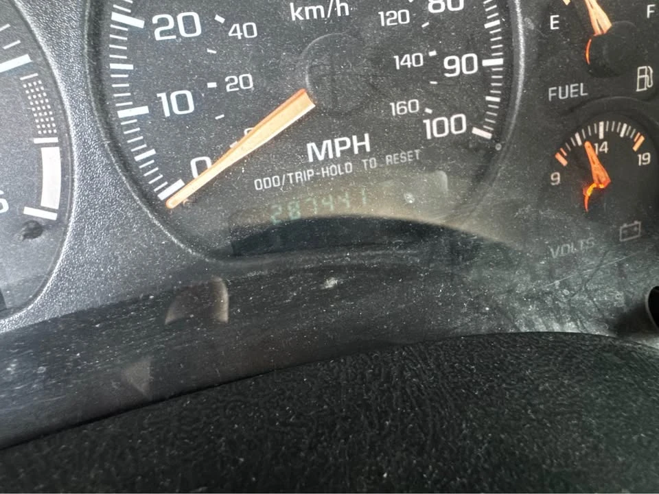 2003 Chevrolet S-10 Blazer 2nd Gen - Image 8 of 8