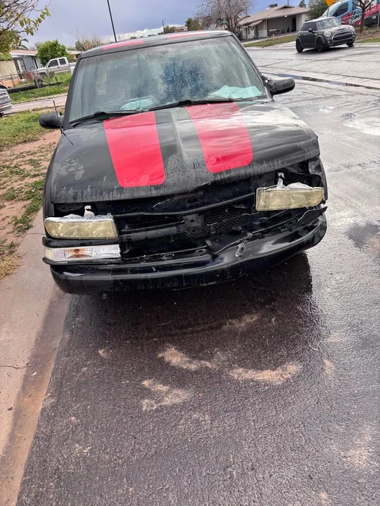 2003 Chevrolet S-10 - Image 3 of 6