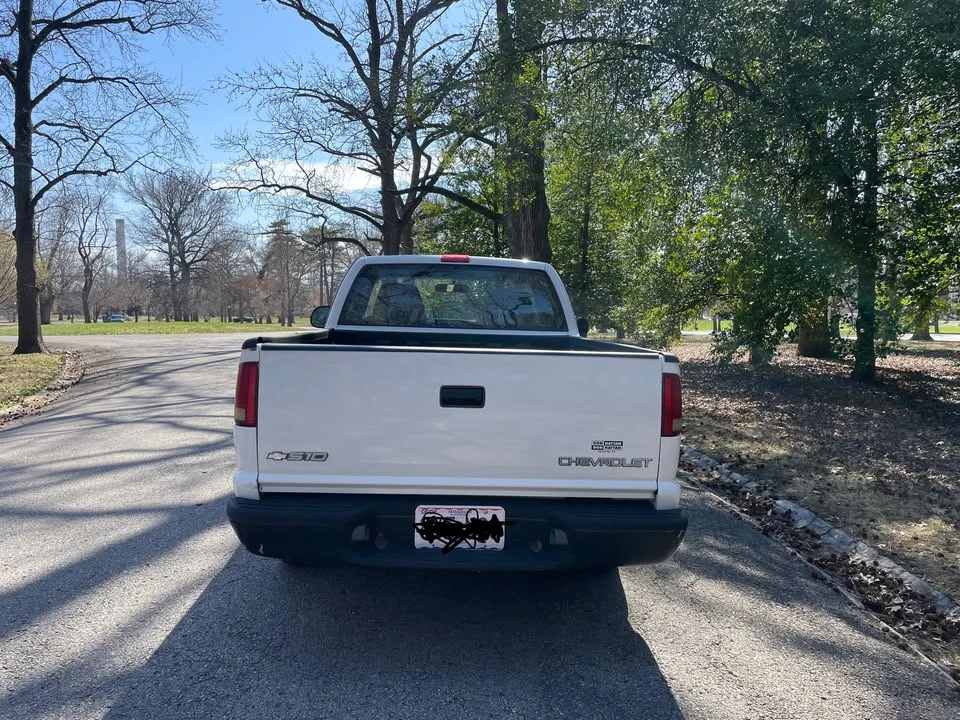 2003 Chevrolet S-10 - Image 4 of 15