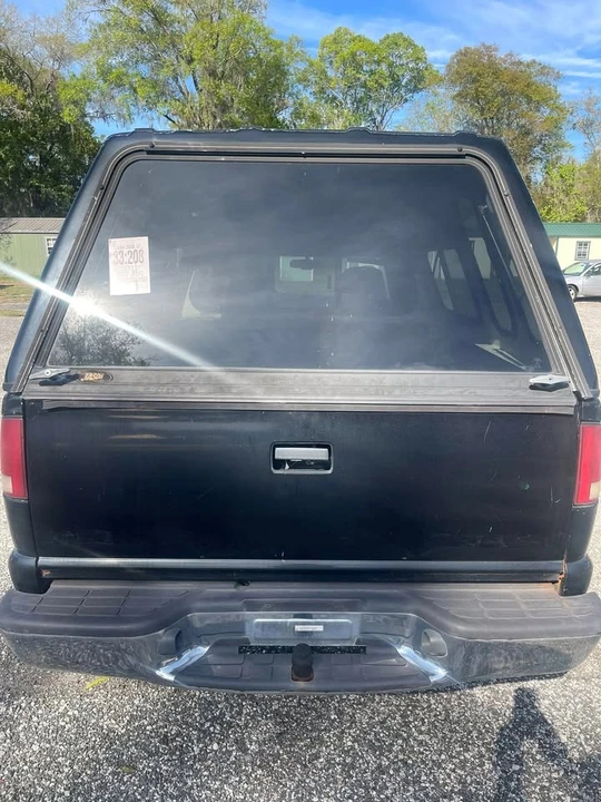 2003 Chevrolet S-10 - Image 4 of 6