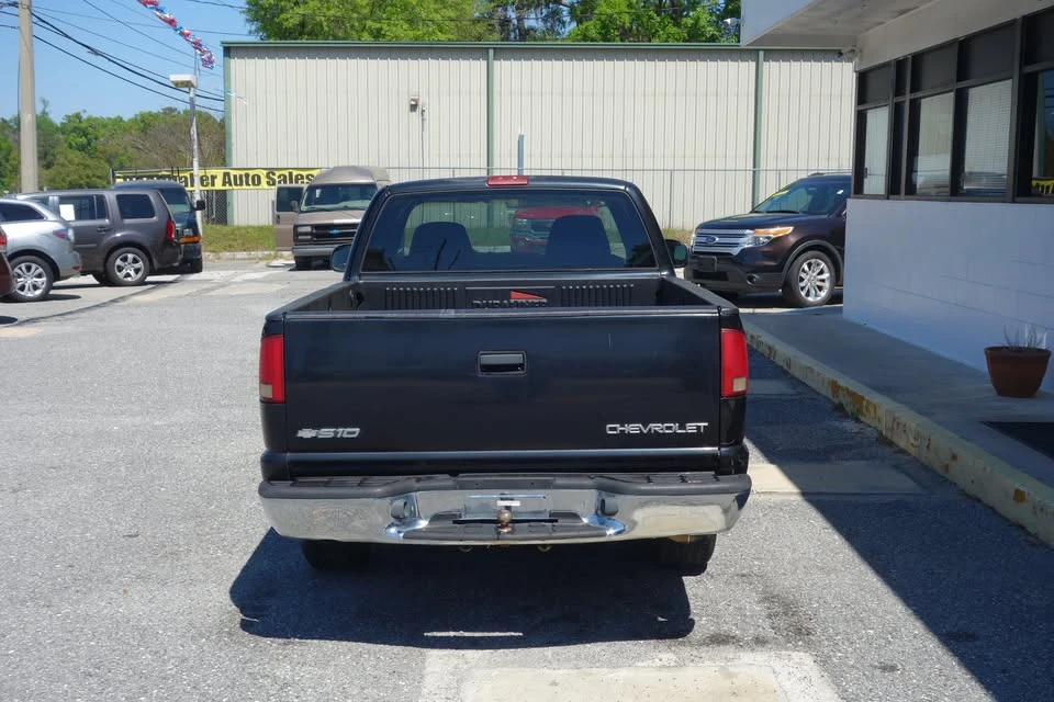 2003 Chevrolet S-10 - Image 4 of 20
