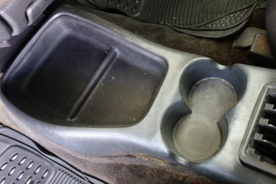 2003 Chevrolet S-10 - Image 8 of 20