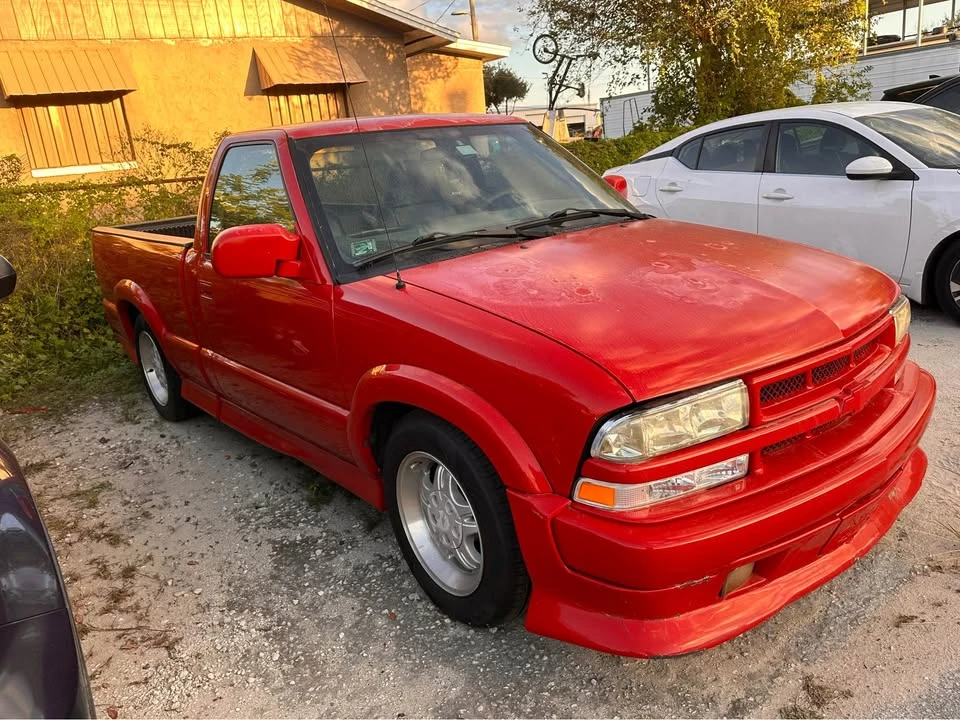 2003 Chevrolet S-10 - Image 3 of 13