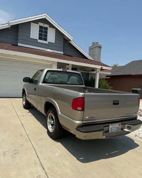 2003 Chevrolet S-10 - Image 4 of 6