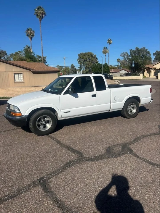 2003 Chevrolet S-10 - Image 3 of 8
