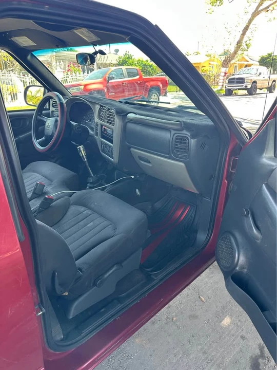 2003 Chevrolet S-10 - Image 6 of 7