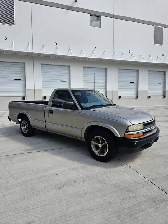 2003 Chevrolet S-10 - Image 6 of 11