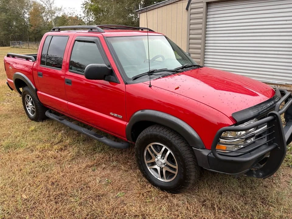 2003 Chevrolet S-10 - Image 2 of 4