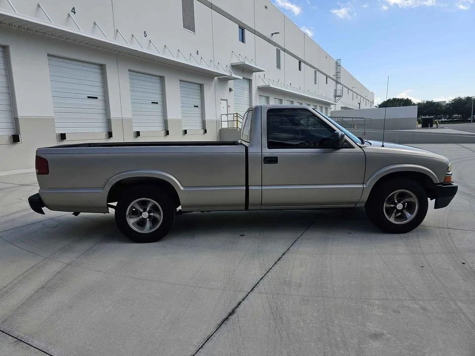 2003 Chevrolet S-10 - Image 7 of 11
