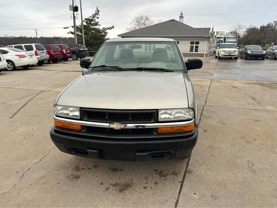 2003 Chevrolet S-10 - Image 3 of 14