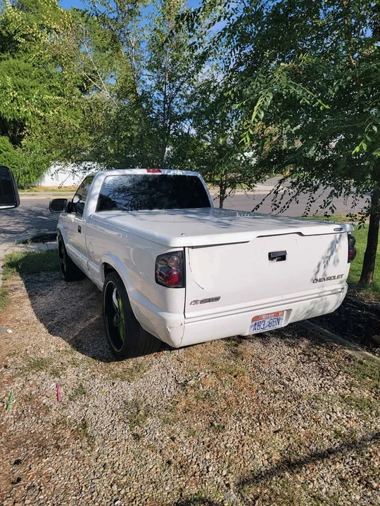 2003 Chevrolet S-10 - Image 7 of 8