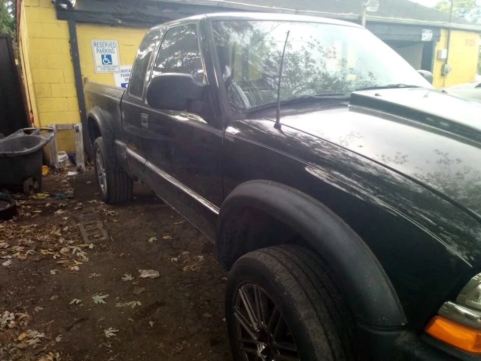2003 Chevrolet S-10 - Image 3 of 7