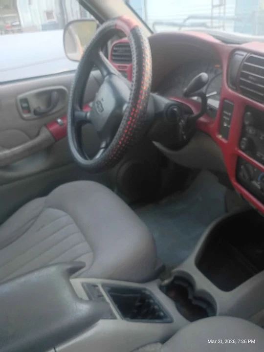 2003 Chevrolet S-10 - Image 7 of 9