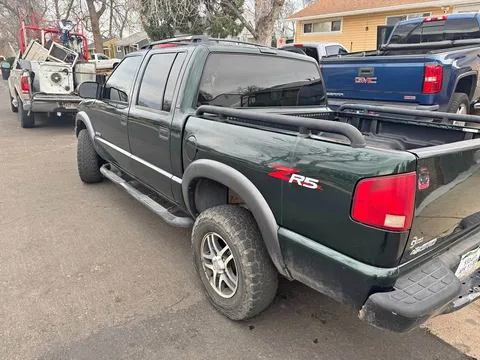 2003 Chevrolet S-10 Sport Utility