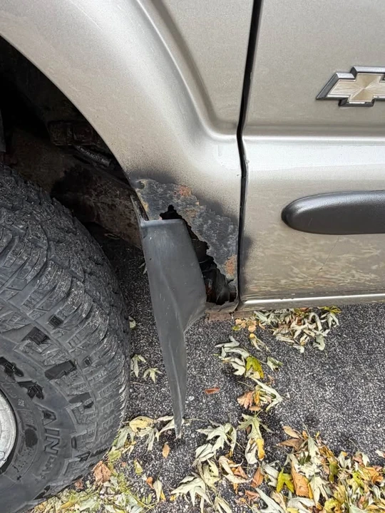 2003 Chevrolet S-10 - Image 19 of 20