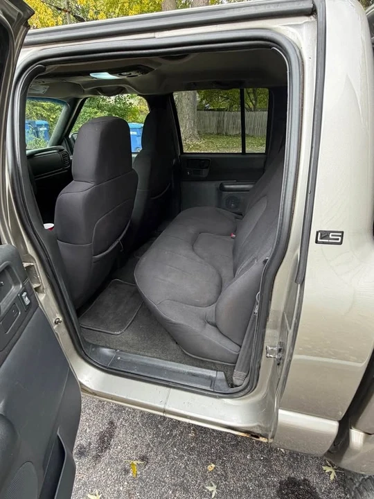 2003 Chevrolet S-10 - Image 18 of 20