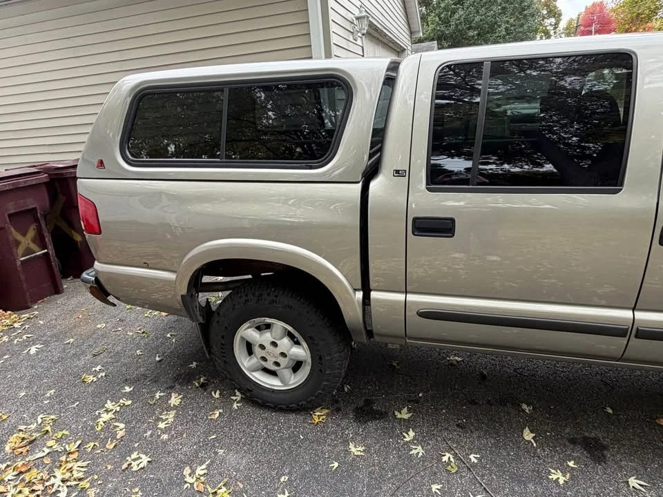 2003 Chevrolet S-10 - Image 7 of 20
