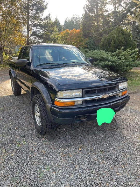2003 Chevrolet S-10 - Image 10 of 13
