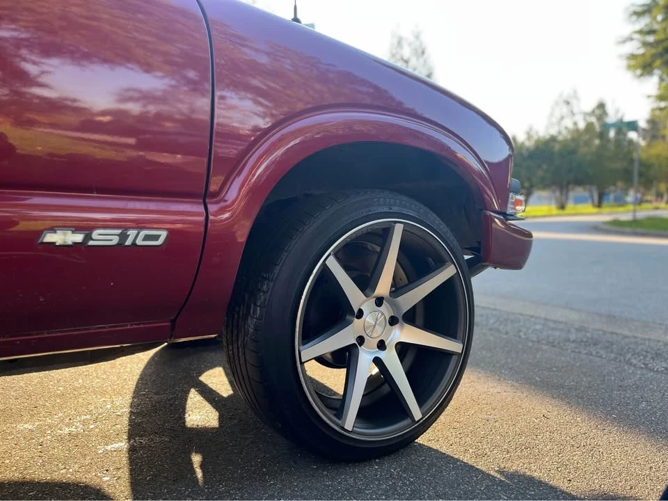 2003 Chevrolet S-10 - Image 3 of 10